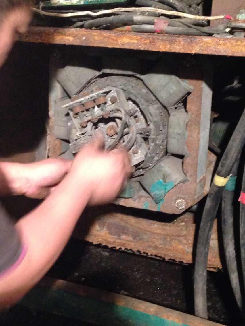 康明斯發(fā)電機(jī)的三種運(yùn)行方式