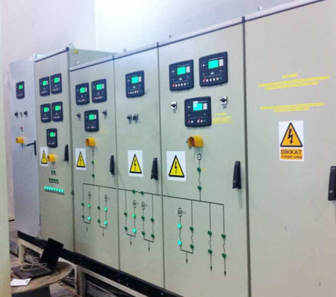 發(fā)電機組并機柜